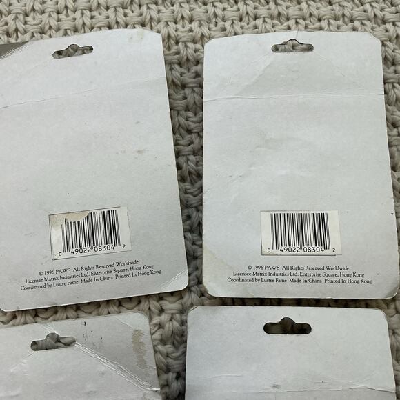 Vintage Garfield Christmas Refrigerator Magnets lot of 4 PAWS 1996 Orange Cat - Picture 9 of 10